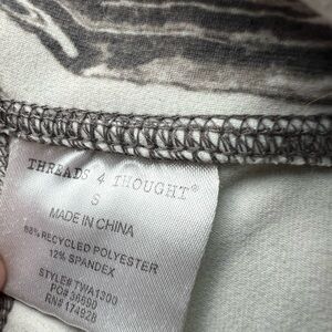 Women's THREADS 4 THOUGHT Marble Print Leggings- Gray marbled color